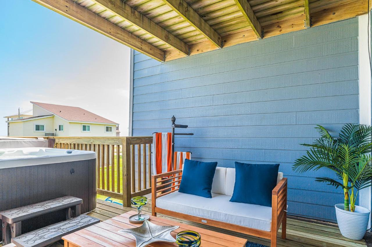 Hot Tub - Ocean Views - Steps To Private Beach - Quiet Location Галвестън Екстериор снимка