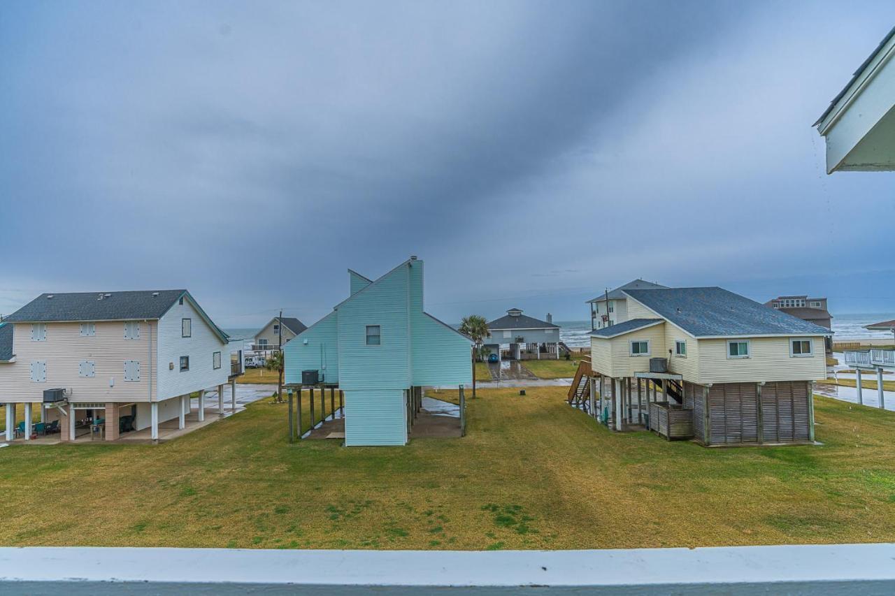 Hot Tub - Ocean Views - Steps To Private Beach - Quiet Location Галвестън Екстериор снимка